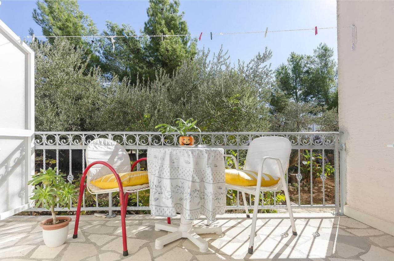 Apartment And Rooms Ema Vodice Exterior foto