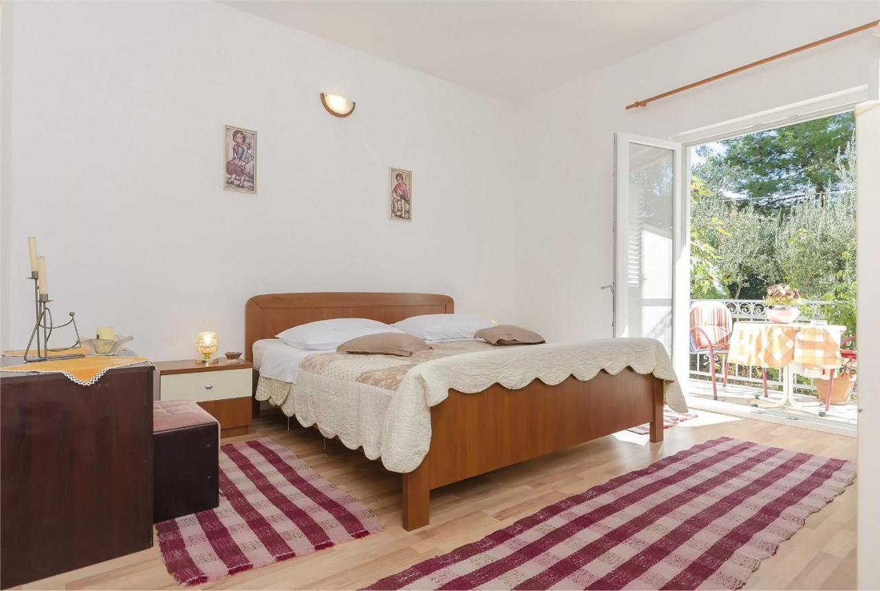 Apartment And Rooms Ema Vodice Exterior foto
